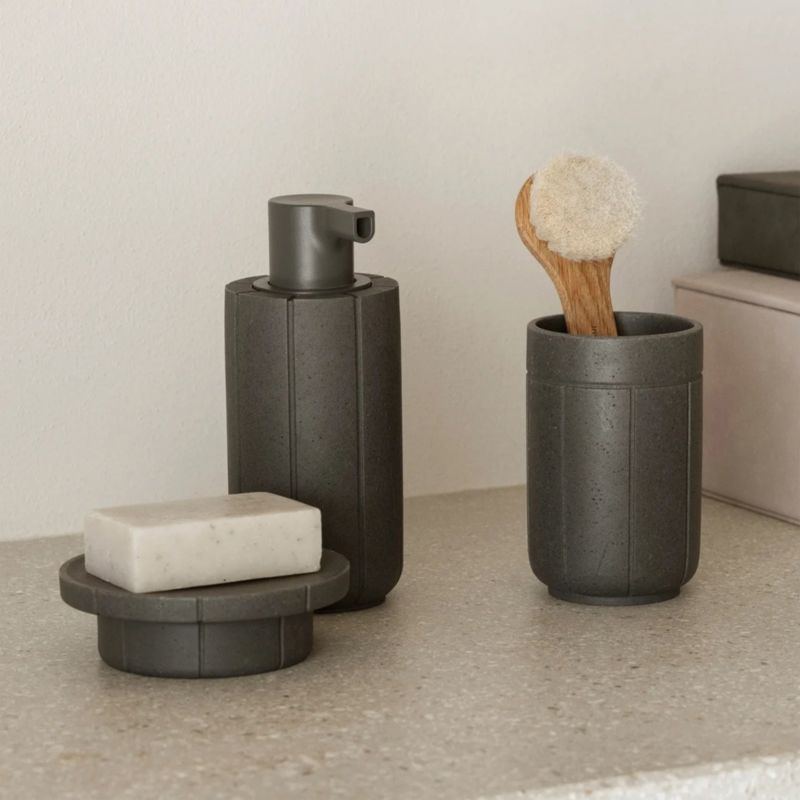Blomus Kua Tumbler Magnet - image 2 of 3