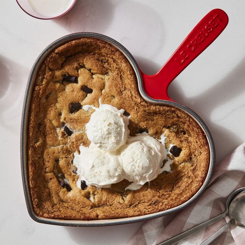 Le Creuset ® Traditional 10.25" Cerise Enameled Cast Iron Heart Skillet - image 1 of 5