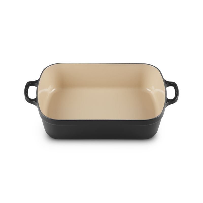 Le Creuset Signature ® 5.25-Qt. Licorice Enameled Cast Iron Rectangular Roaster - image 3 of 4