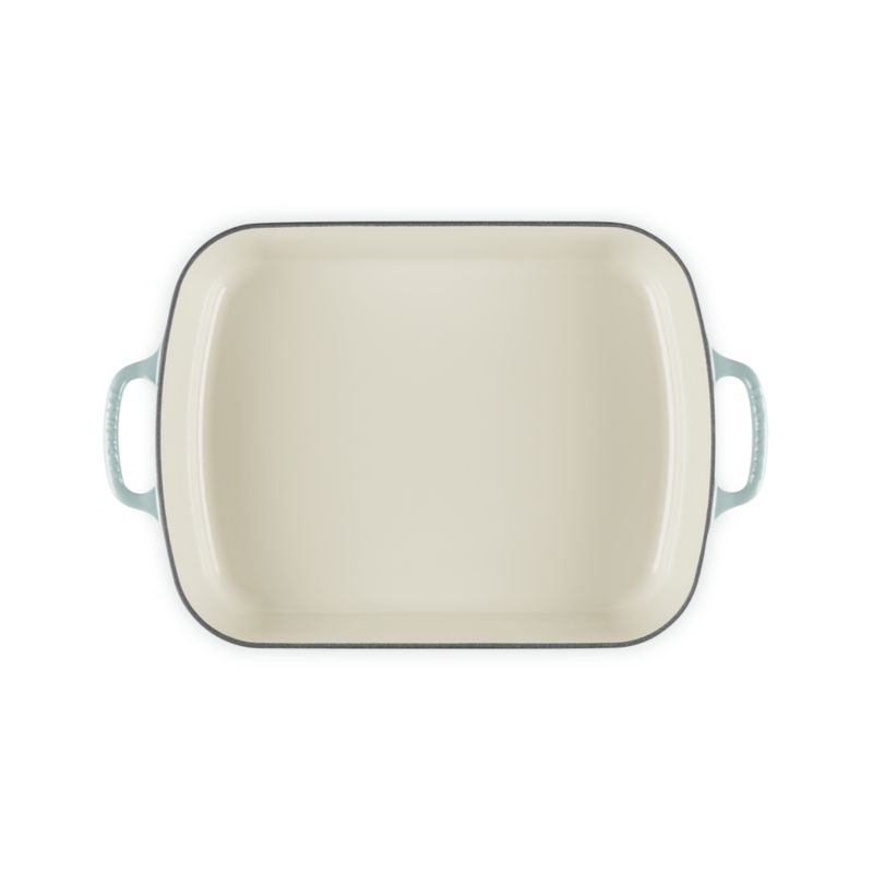 Le Creuset Signature ® 5.25-Qt. Sea Salt Enameled Cast Iron Rectangular Roaster - image 4 of 8