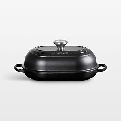 Le Creuset ® Signature 11.5" Licorice Enameled Cast Iron Bread Oven