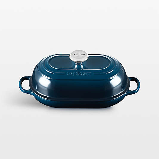 Le Creuset ® Signature 11.5" Nuit Enameled Cast Iron Bread Oven