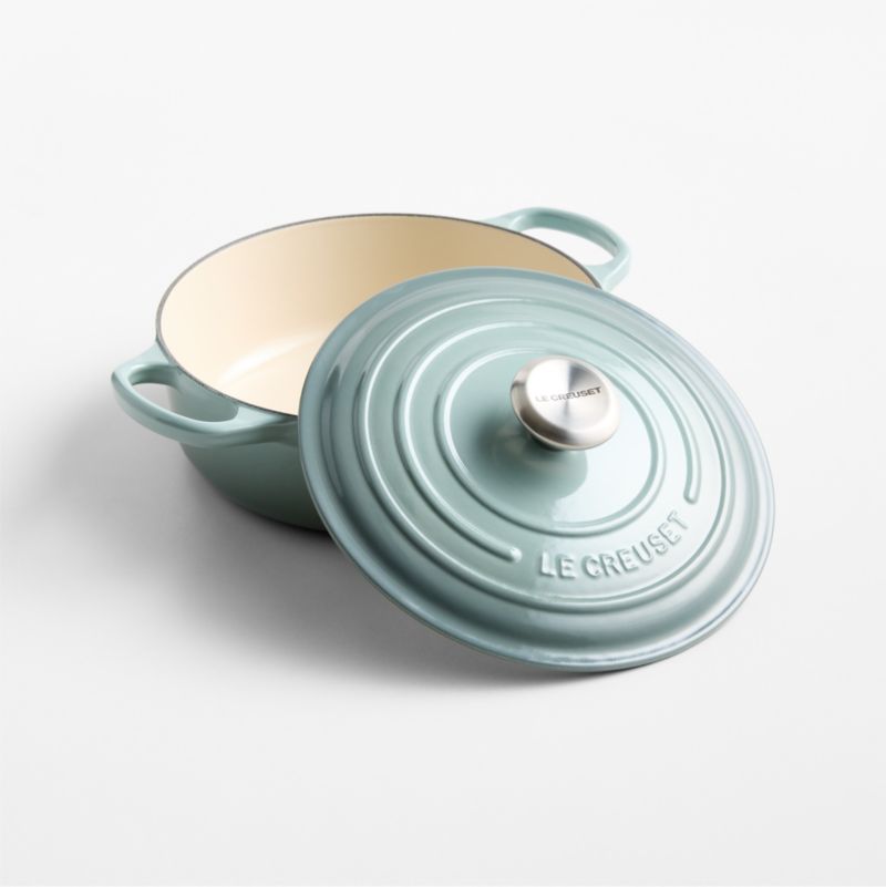 Le Creuset ® Signature 3.5-Qt. Sea Salt Enameled Cast Iron Round Wide Dutch Oven - image 3 of 5