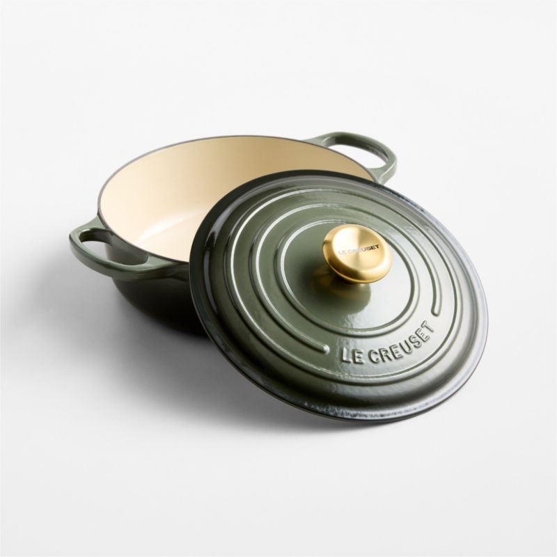 Le Creuset ® Signature 3.5-Qt. Thyme Enameled Cast Iron Round Wide Dutch Oven - image 1 of 4