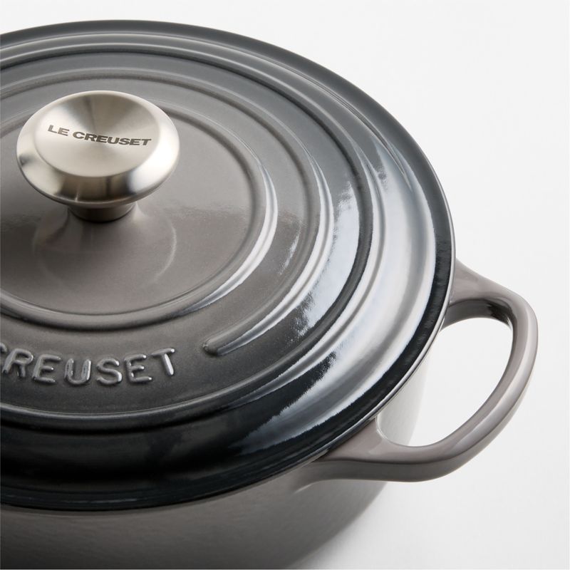 Le Creuset ® Signature 3.5-Qt. Oyster Enameled Cast Iron Round Wide Dutch Oven - image 1 of 4