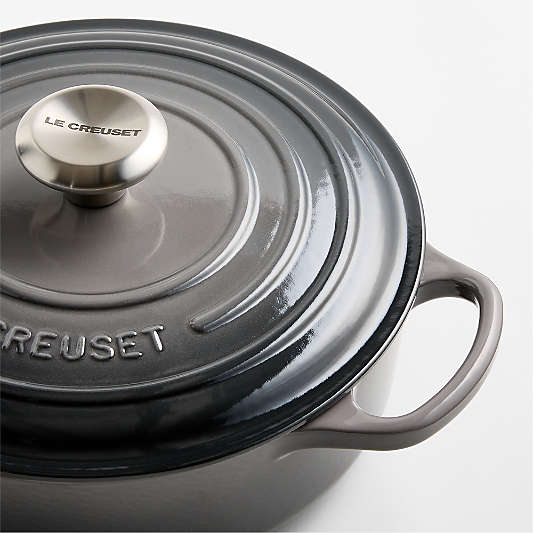 Le Creuset ® Signature 3.5-Qt. Oyster Enameled Cast Iron Round Wide Dutch Oven