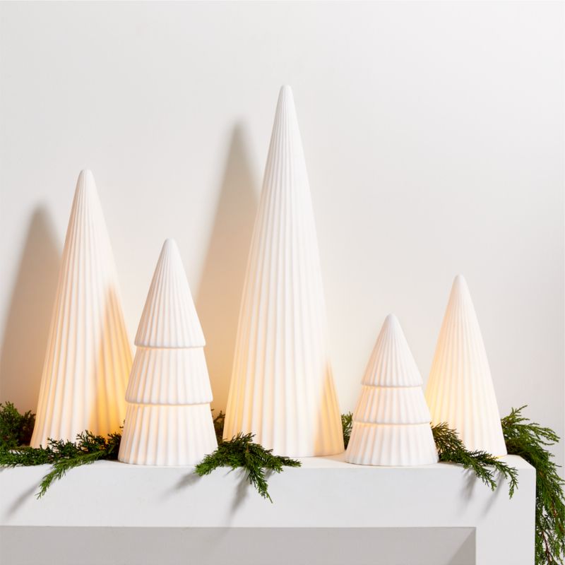 LED Extra-Small White Porcelain Christmas Tree Decorative Object - image 10 of 14