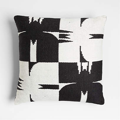 Crate and barrel discount outdoor throw pillows