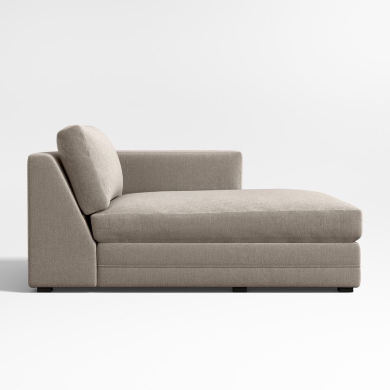 Lakeview Upholstered Right-Arm Chaise Lounge