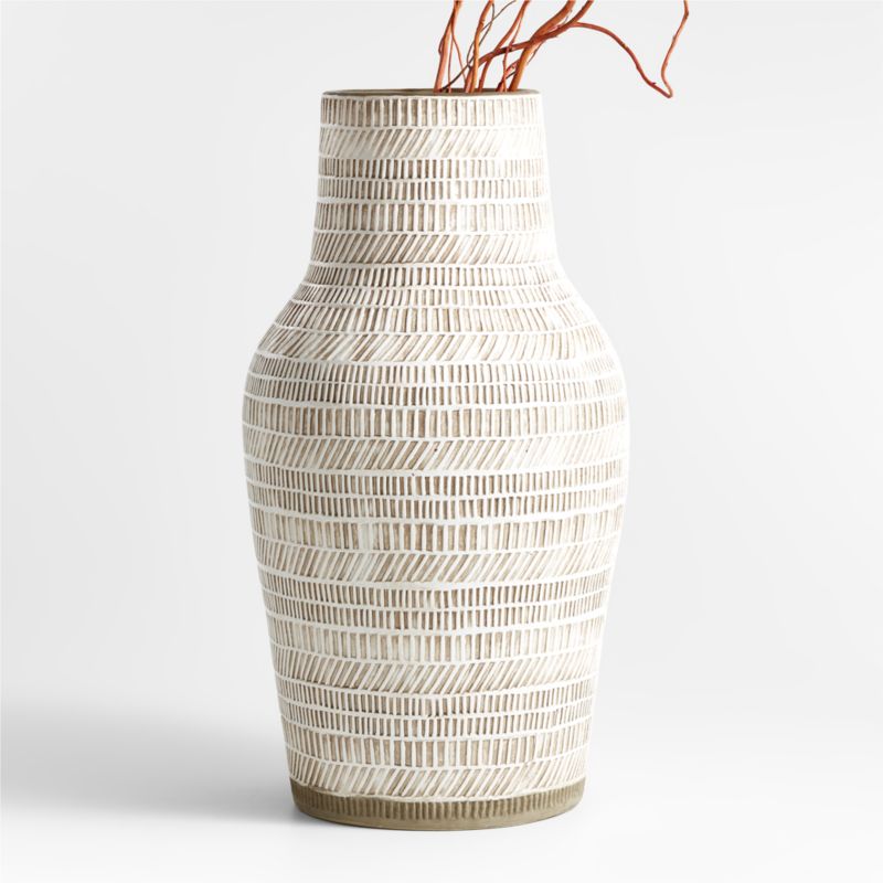 Lati Vase 20 + Reviews