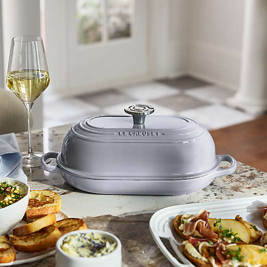 Le Creuset ® Signature 11.5" Chateau Oval Bread Oven
