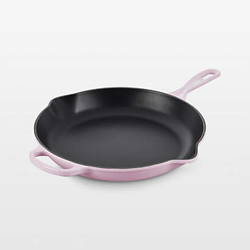 https://cb.scene7.com/is/image/Crate/LeCreu11p75SgSklShlSSS23_VND/$web_recently_viewed_item_sm$/230317094425/le-creuset-11.75-signature-skillet-shallot.jpg