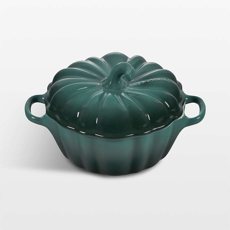 https://cb.scene7.com/is/image/Crate/LeCreu12PmpknCttArtSSF23_VND/$web_pdp_main_carousel_med$/230831100611/le-creuset-12oz-pumpkin-coc-arti.jpg