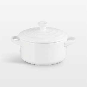 Le Creuset Signature Round 5.5-Qt. White Dutch Oven with Lid +