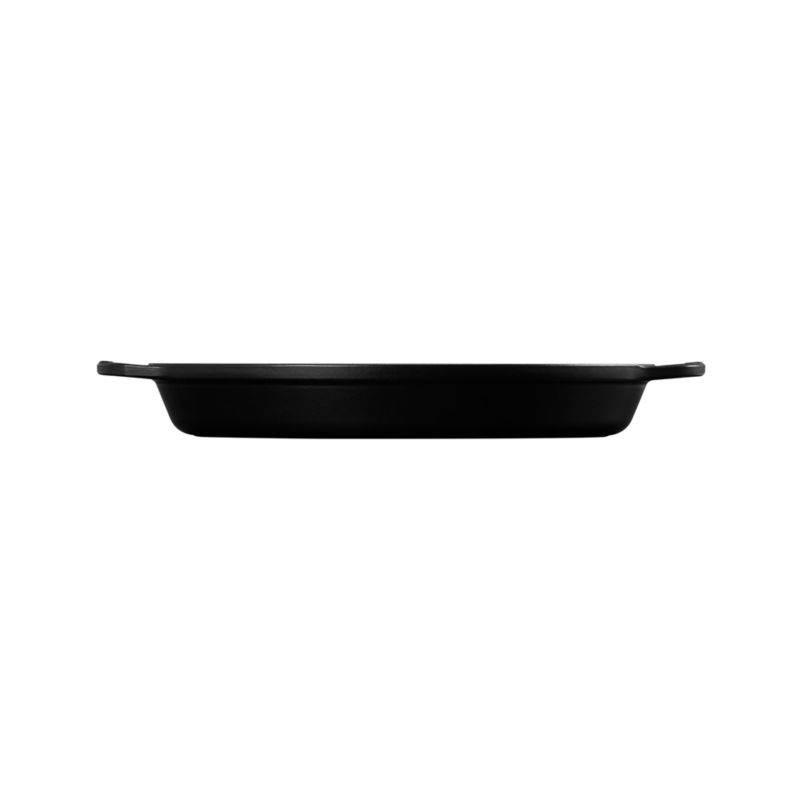 Le Creuset ® Signature 3-Qt. Licorice Oval Baker - image 4 of 5