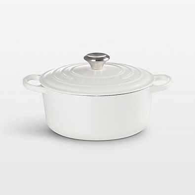 View Le Creuset ® Signature 4.5-Qt. White Enameled Cast Iron Round Dutch Oven details