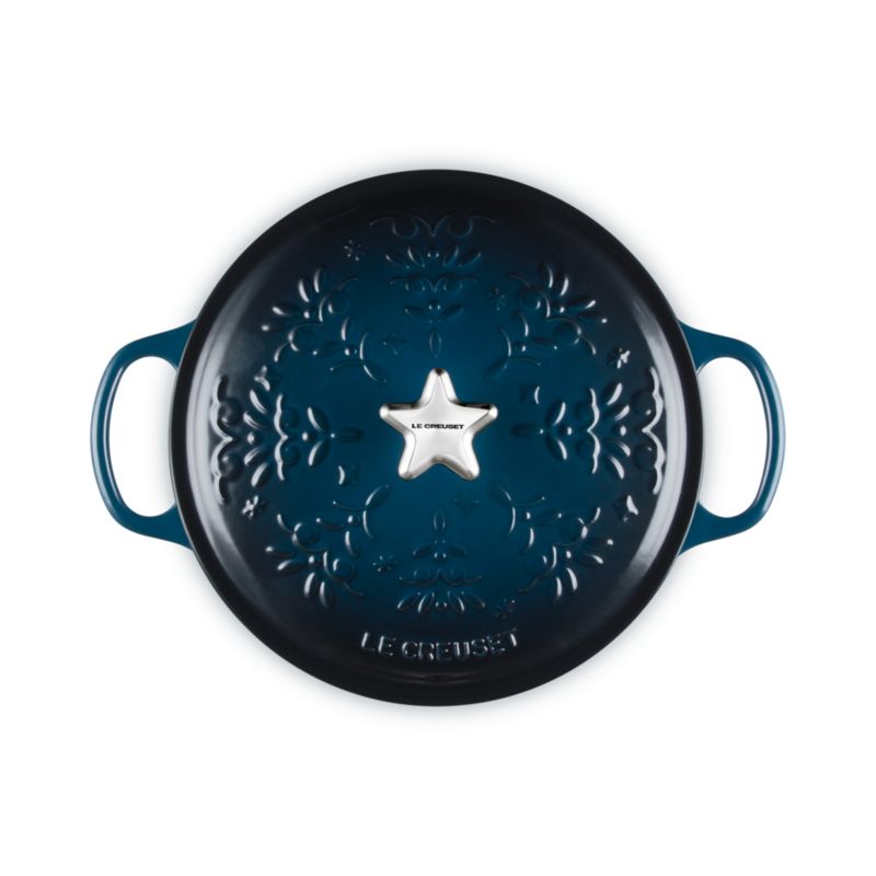 Le Creuset ® Signature 4.5-Qt. Nuit Tree Embossed Enameled Cast Iron Dutch Oven - image 4 of 7