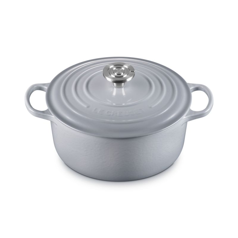Le Creuset ® Signature 4.5-Qt. Chateau Enameled Cast Round Dutch Oven - image 7 of 13