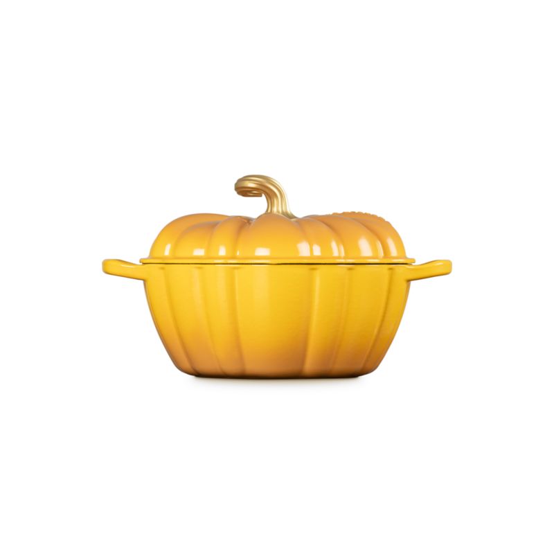Le Creuset ® Signature 4-Qt. Nectar Enameled Cast Iron Pumpkin Cocotte - image 2 of 6