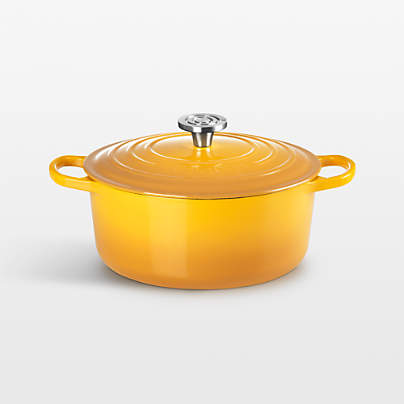 Le Creuset ® Signature 5.5-Qt. Nectar Enameled Cast Iron Round Dutch Oven