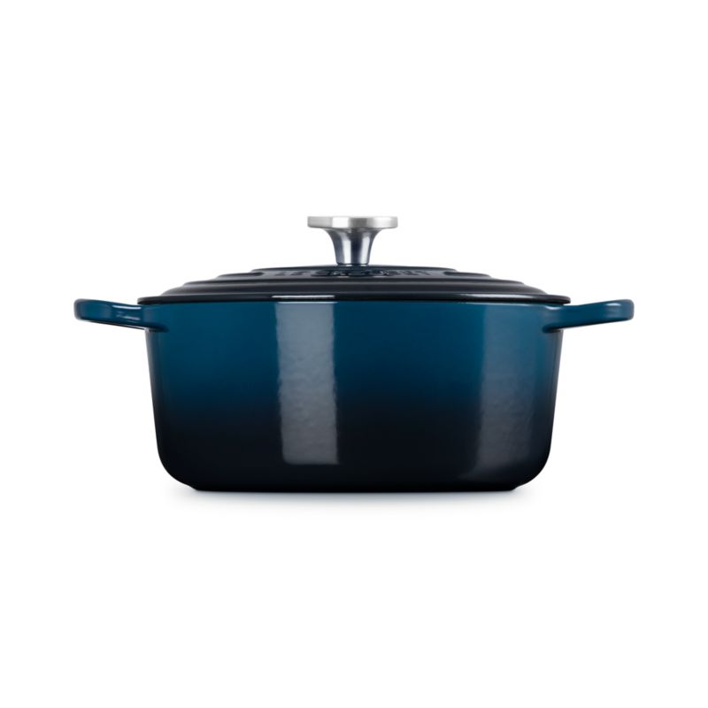 Le Creuset ® Signature 5.5-Qt. Nuit Enameled Cast Iron Round Dutch Oven - image 1 of 11