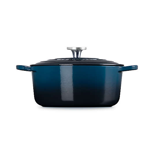Le Creuset ® Signature 5.5-Qt. Nuit Enameled Cast Iron Round Dutch Oven