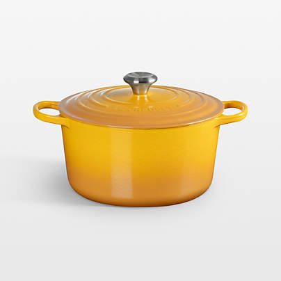 Le Creuset ® Signature 6.5-Qt. Nectar Enameled Cast Iron Deep Round Dutch Oven