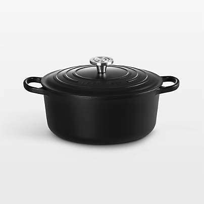 Le Creuset ® Signature 7.25-Qt. Licorice Black Enameled Cast Iron Dutch Oven