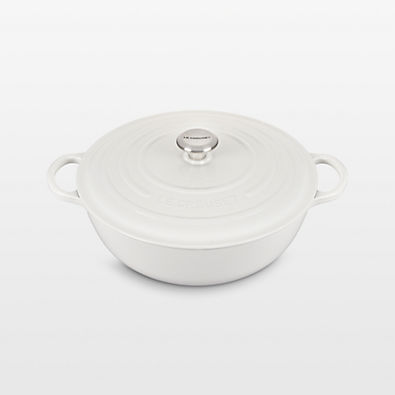 View Le Creuset ® Signature 7.5-Qt. White Enameled Cast Iron Chef Oven details