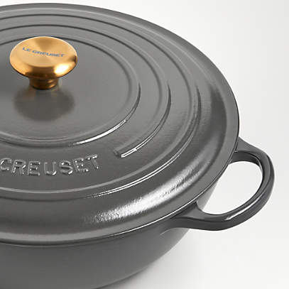 Le Creuset Signature 7.5-Qt. Cream Enameled Cast Iron Chef Oven + Reviews