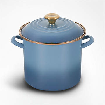 Le Creuset Demi 1.25-Qt. Marseille Blue Stovetop Whistling Tea Kettle +  Reviews | Crate & Barrel