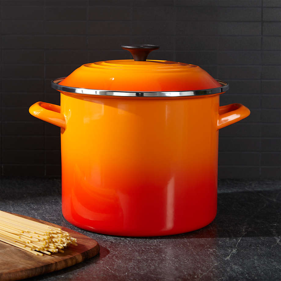 Le Creuset Flame Orange 8-Quart Enameled Stockpot + Reviews