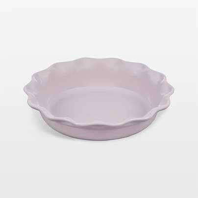 Le Creuset ® Heritage 9" Shallot Pie Dish