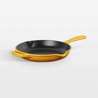 Le Creuset ® Signature 9" Nectar Enameled Cast Iron Skillet