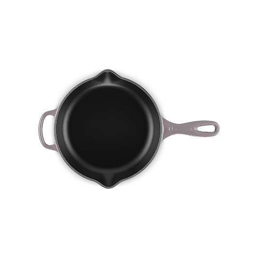 Le Creuset ® Signature 9" Oyster Enameled Cast Iron Skillet
