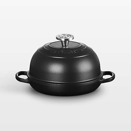 Le Creuset ® Signature 9.5" Licorice Bread Oven