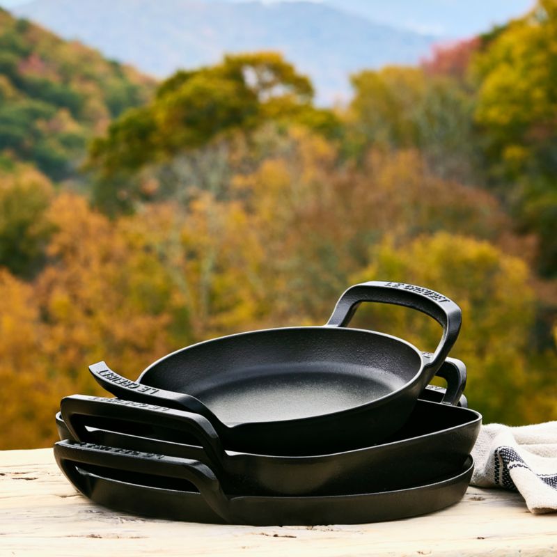 Le Creuset ® Alpine Outdoor 15" Pizza Pan - image 8 of 10