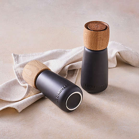 Le Creuset ® Alpine Licorice Pepper Mill