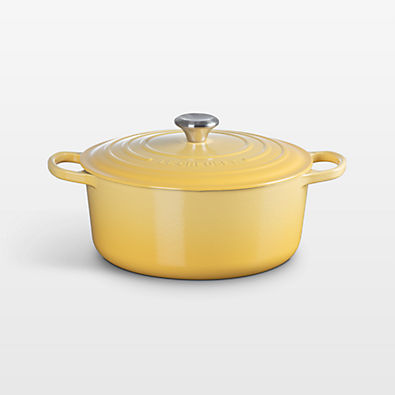 View Le Creuset ® Signature 6.7L/7.25-Qt Camomille Enameled Cast Iron Round Dutch Oven details