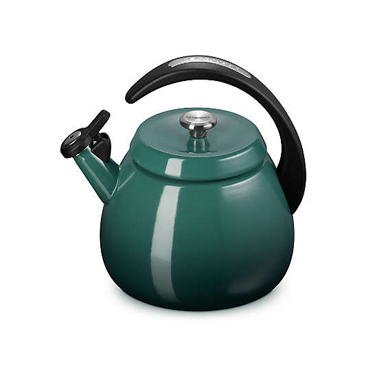 Le Creuset ® Signature Cloche 2.2-Qt. Artichaut Whistling Tea Kettle