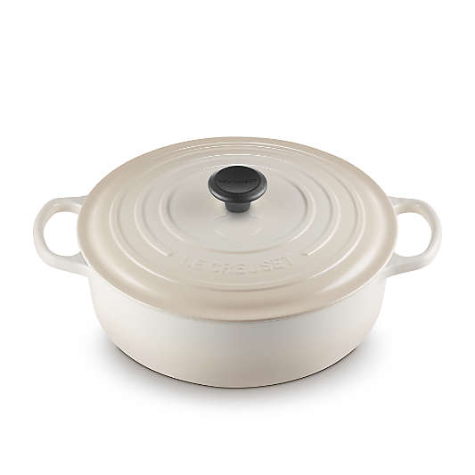 Le Creuset ® Meringue 6.4-L/6.75-Qt. Round Wide Dutch Oven