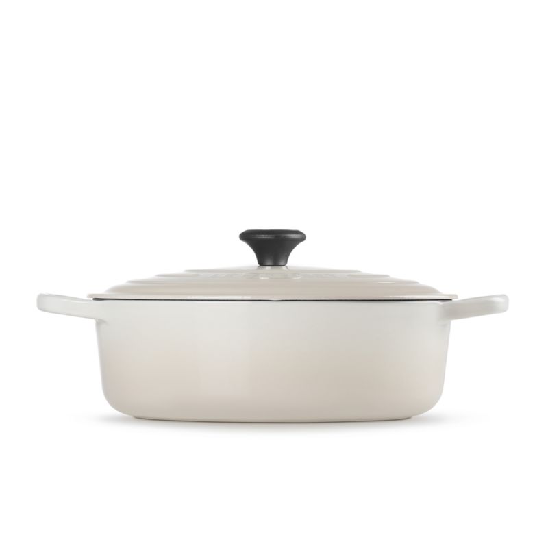 Le Creuset ® Meringue 6.4-L/6.75-Qt. Round Wide Dutch Oven - image 2 of 5