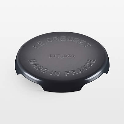 Le Creuset ® Signature Oyster Enameled Cast Iron Trivet