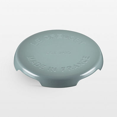 View Le Creuset ® Signature Sea Salt Enameled Cast Iron Trivet details
