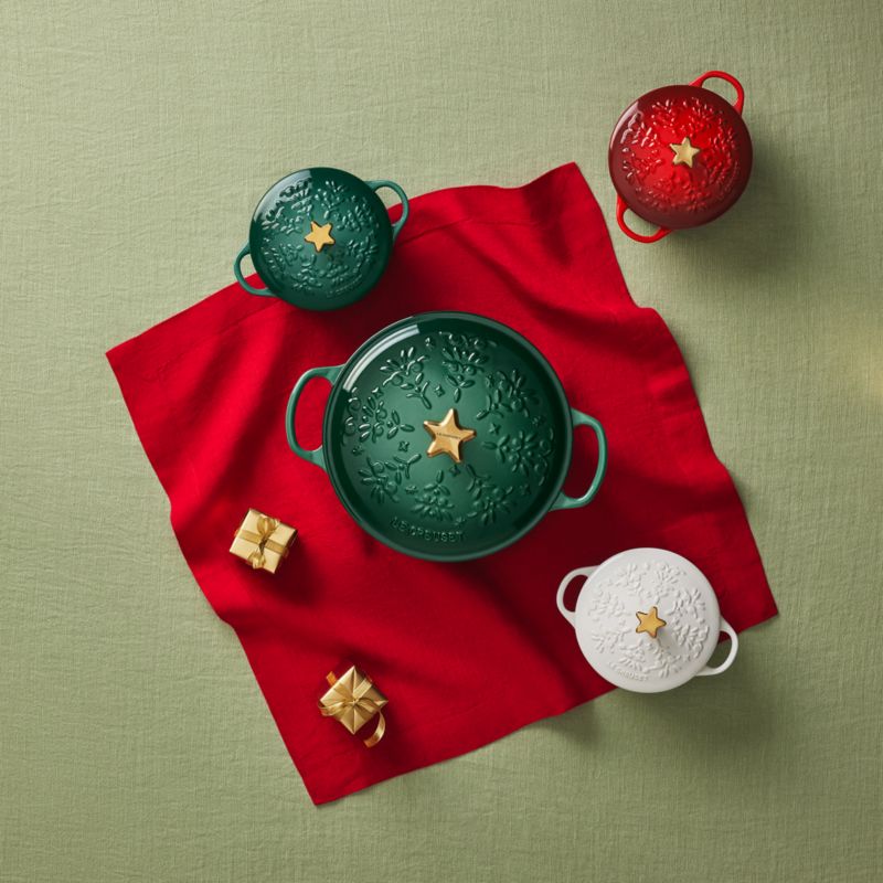 Le Creuset ® Artichaut Mini Noel Cocotte with Star Knob - image 1 of 3