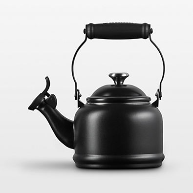 View Le Creuset Signature Demi 1.25-Qt. Licorice Tea Kettle details