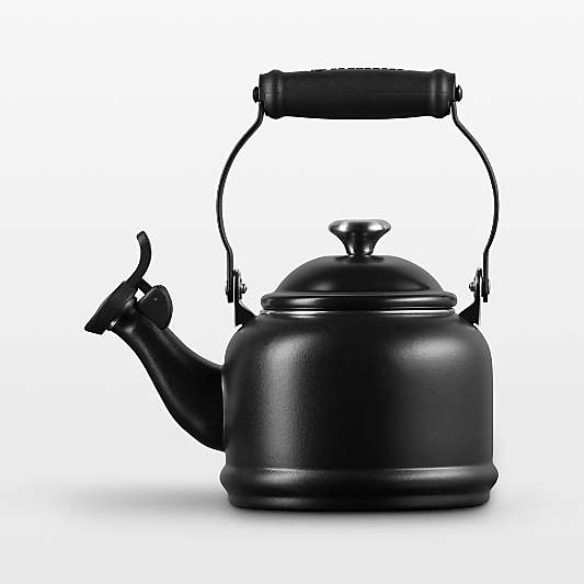 Le Creuset Signature Demi 1.25-Qt. Licorice Tea Kettle