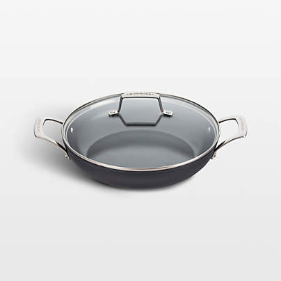 Le Creuset ® Essential Ceramic Nonstick 11" Shallow Braiser with Glass Lid