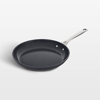 Le Creuset ® Essential Ceramic Nonstick 12" Shallow Fry Pan