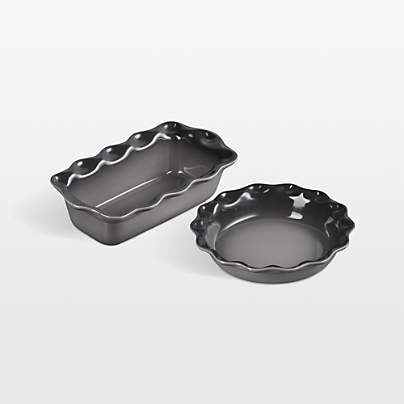 Le Creuset ® Oyster Fluted Ceramic Pie Dish and Loaf Pan Set
